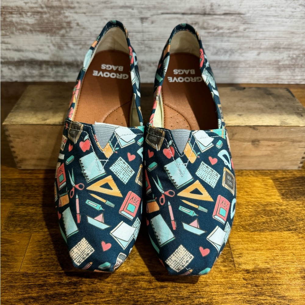 Groove Bags TEACHER PATTERN CASUAL SHOES
